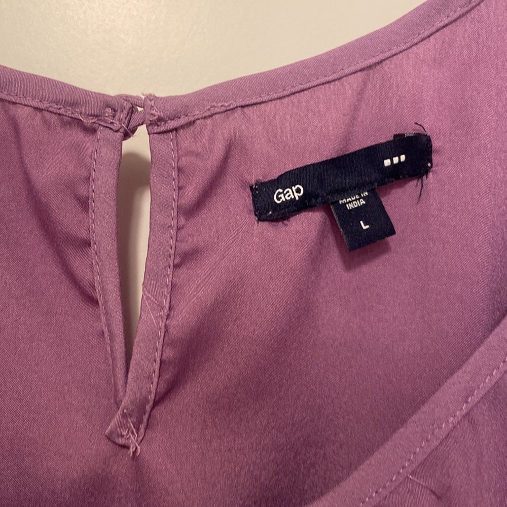 Gap Ruffle Blouse, Large - Picture 2 of 7